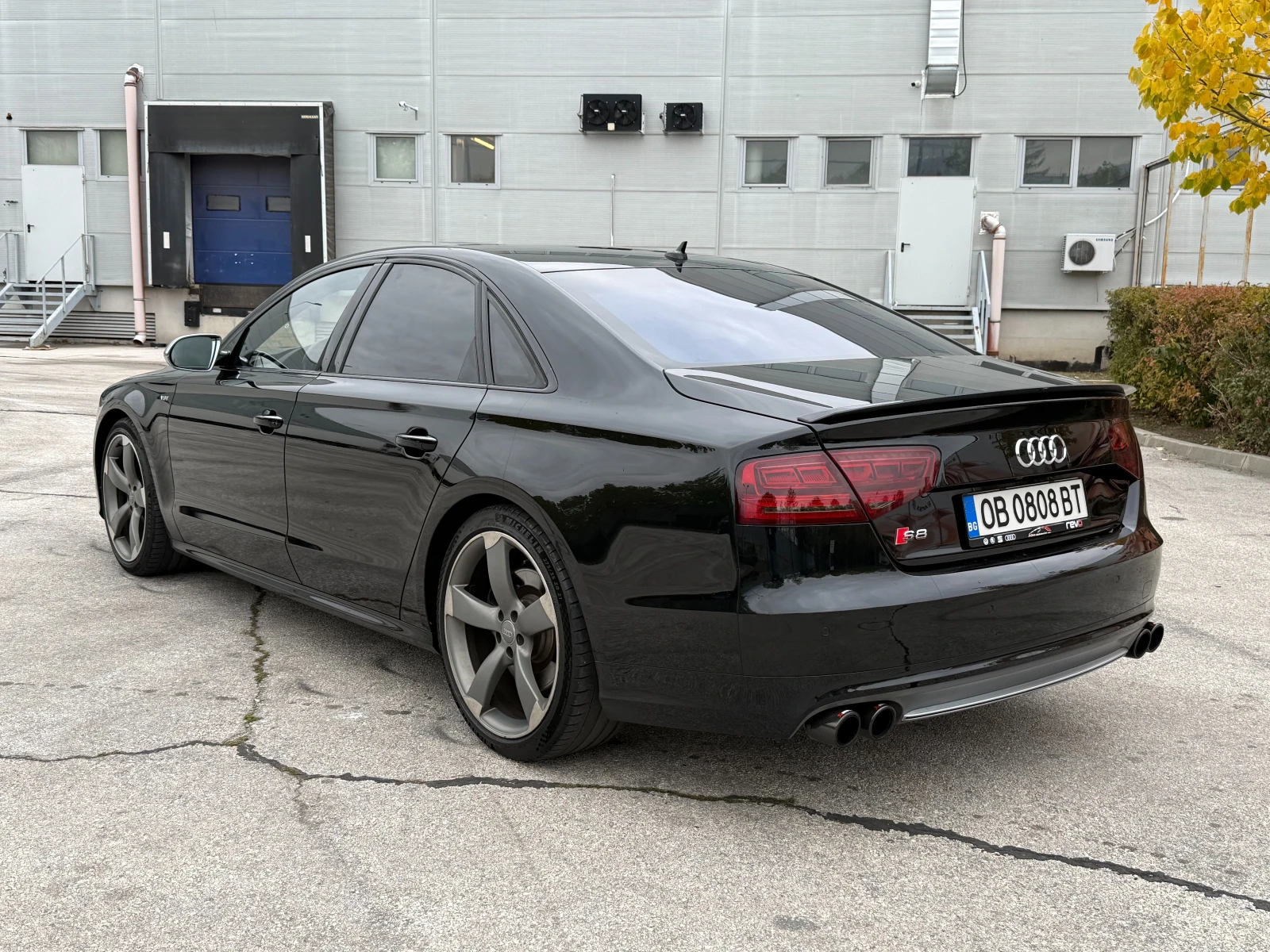 Audi S8 ГАРАНЦИЯ 6 месеца/4.0i 520 к.с. - изображение 3