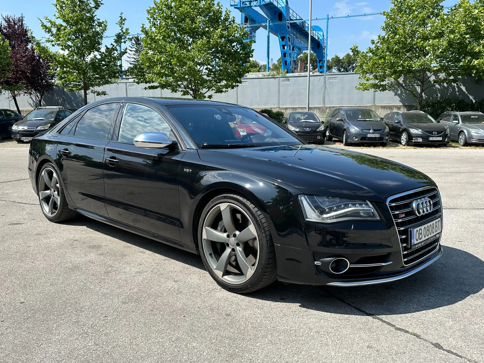 Audi S8 4.0i 520 к.с. - изображение 6