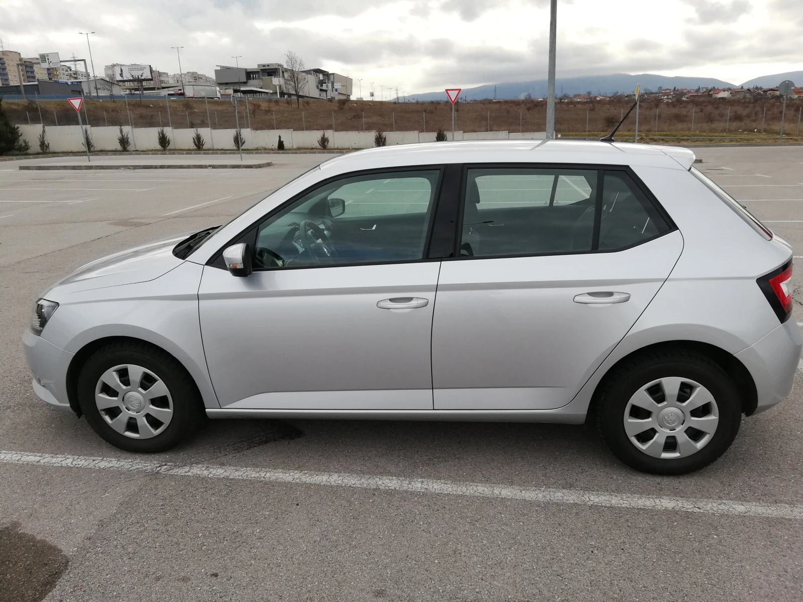 Skoda Fabia | Mobile.bg   1