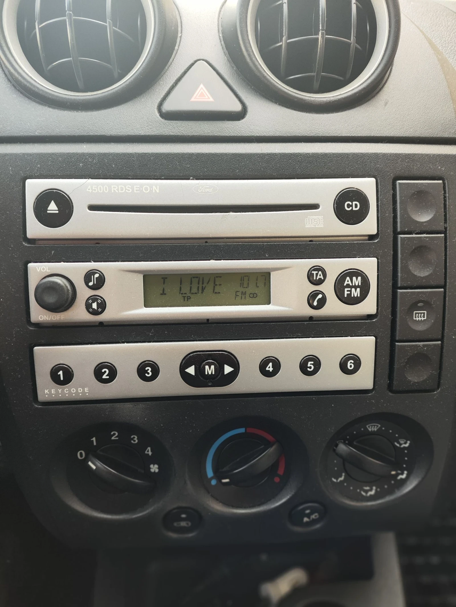 Ford Fiesta  - изображение 9