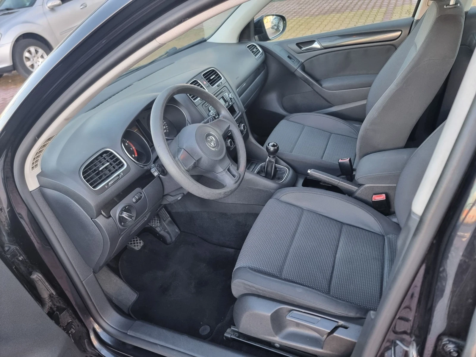 VW Golf 1.6 | Mobile.bg — изображение 11