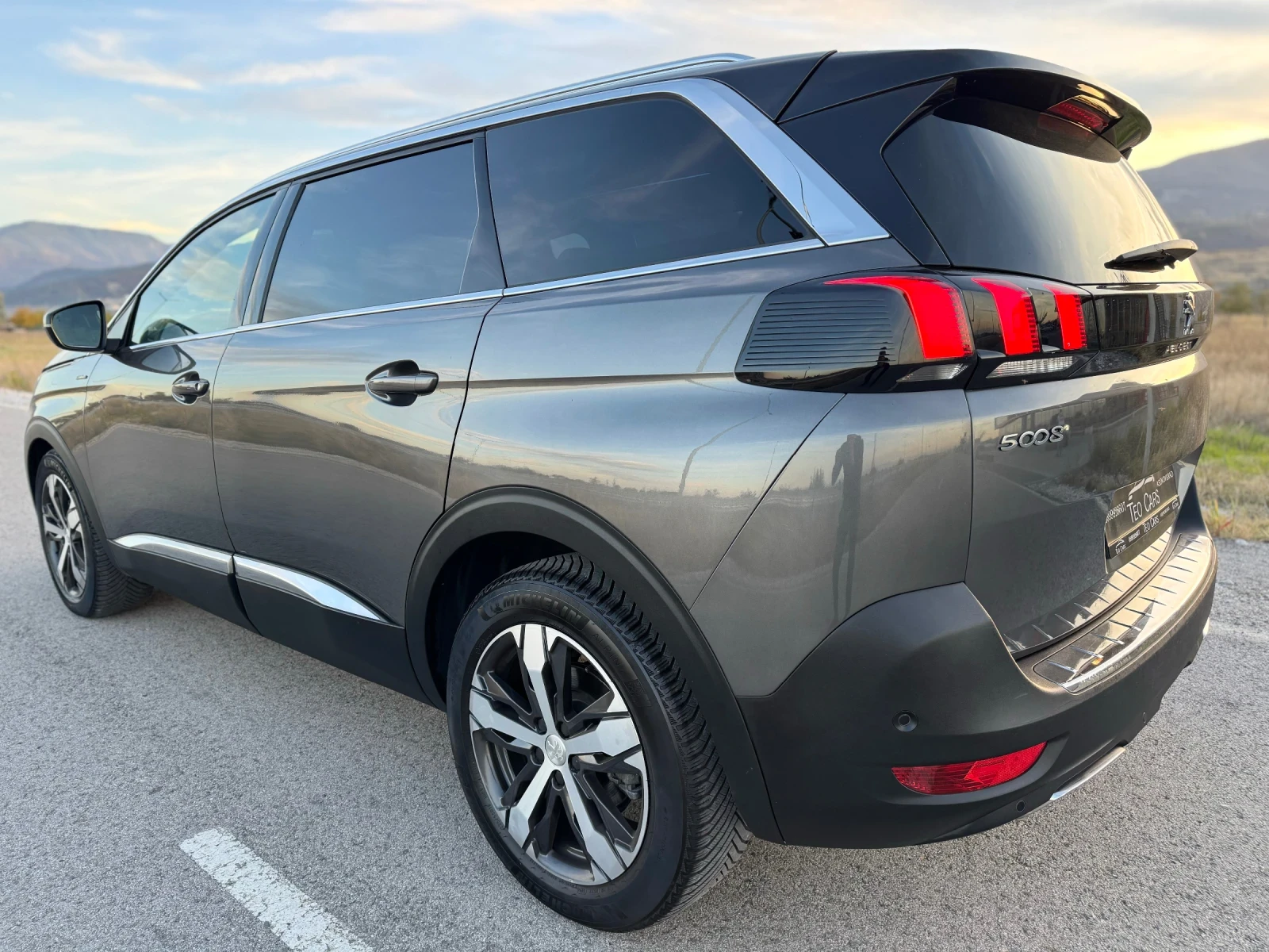 Peugeot 5008 2.0 HDI / GT-LINE / 6+ 1 / FULL / 360 CAMERA / LED | Mobile.bg   5