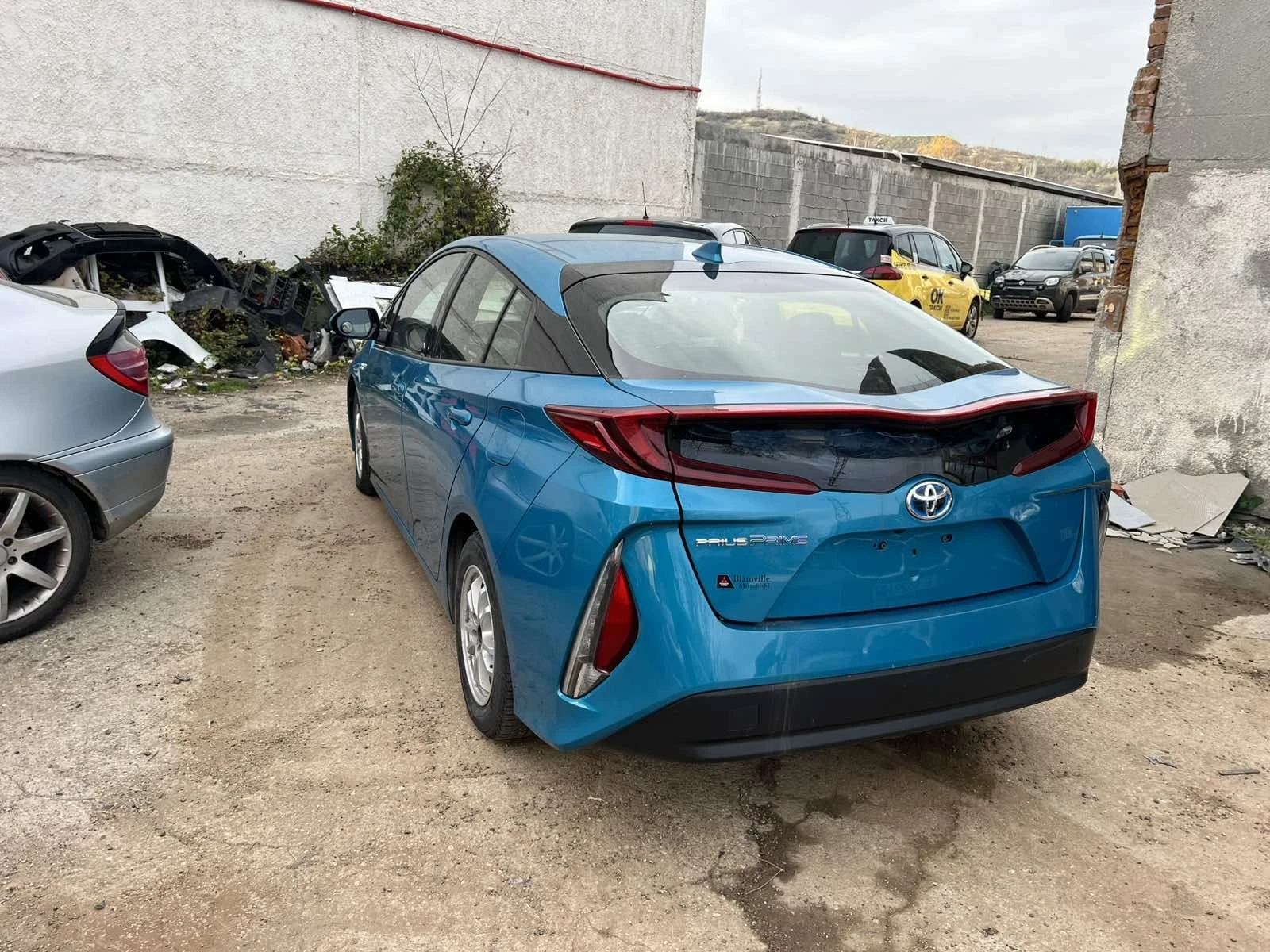 Toyota Prius  - изображение 7