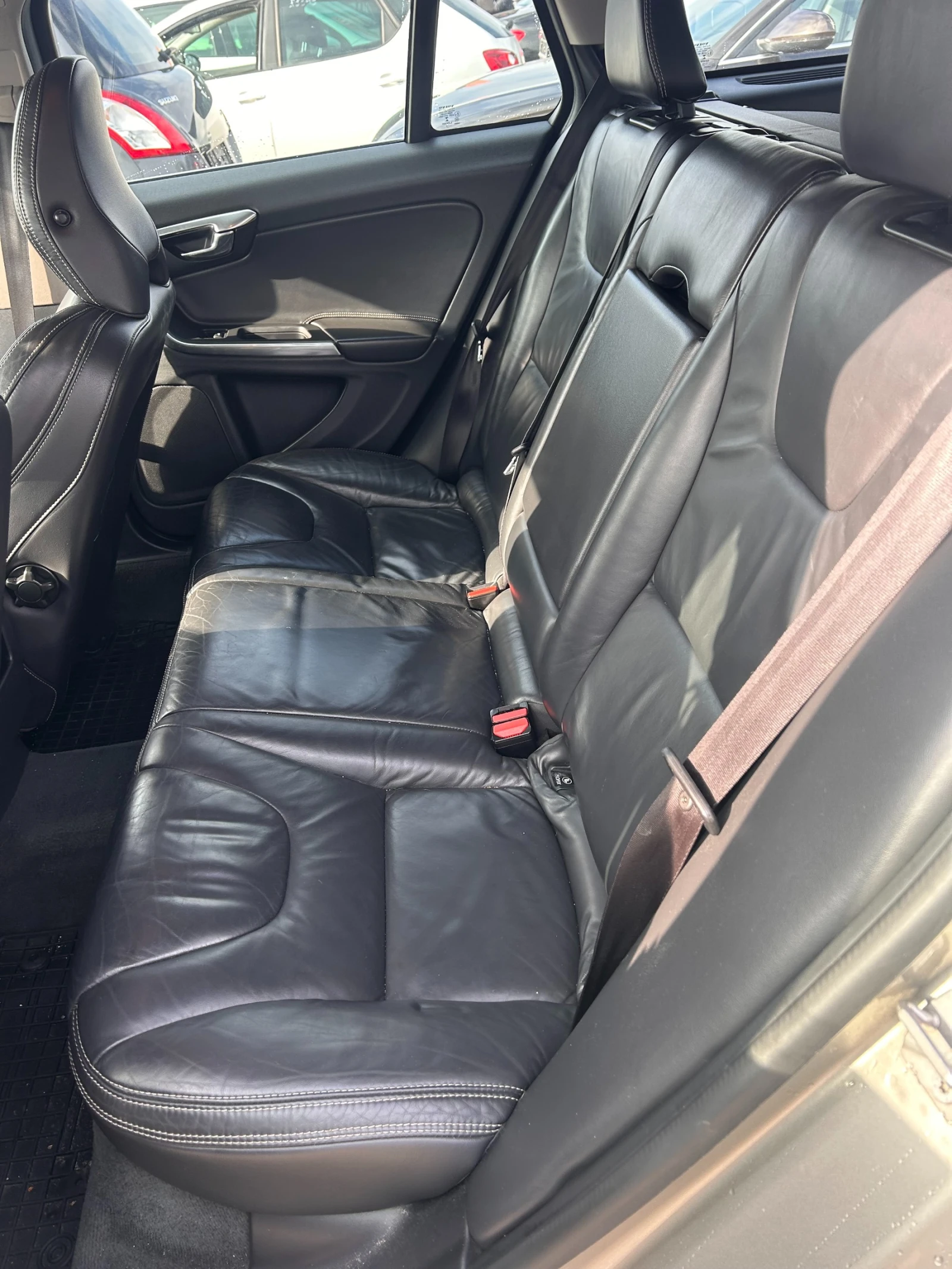 Volvo V60 2.4D6 PLUG-IN-HYBRID AWD AVTOMAT/KOJA EURO 6 | Mobile.bg � ����������� 10