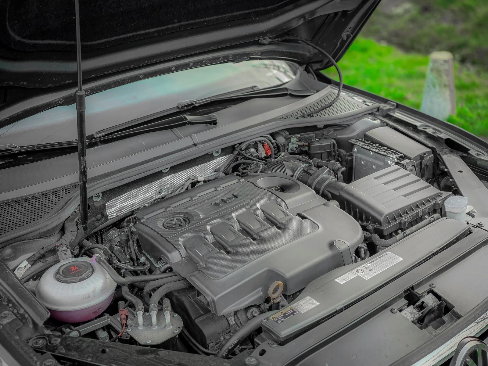 VW Passat, снимка 10 - Автомобили и джипове - 53917367