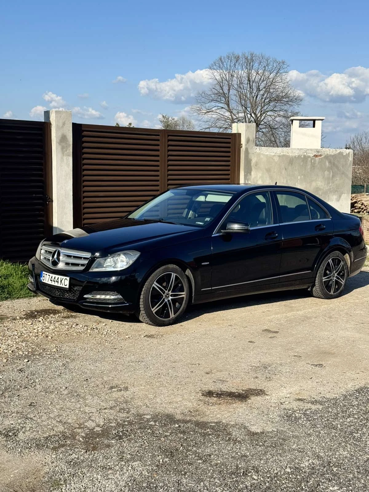 Mercedes-Benz C 180, снимка 2 - Автомобили и джипове - 54179157