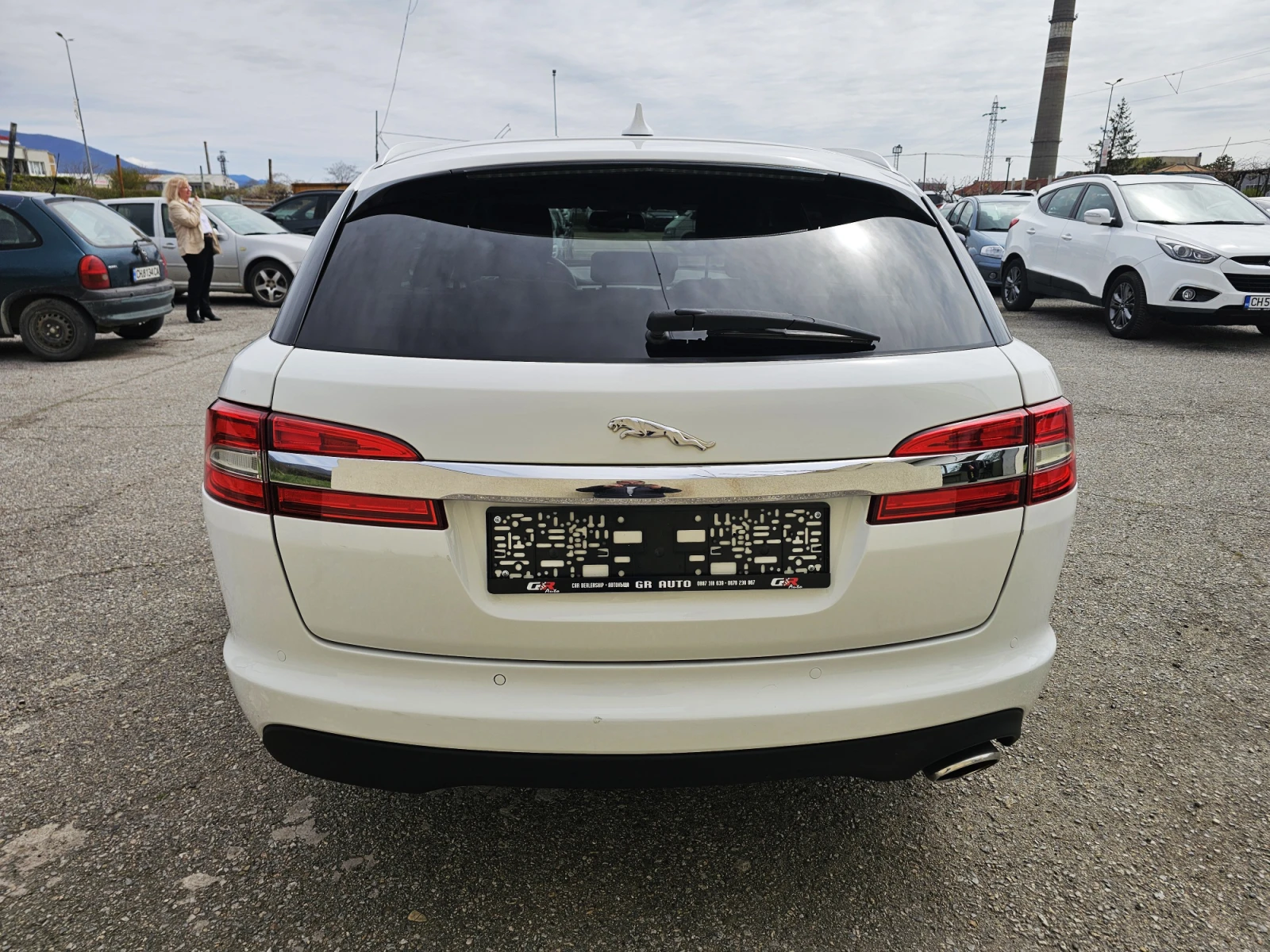 Jaguar Xf 2.2 SPORTBRAKE, снимка 6 - Автомобили и джипове - 54211597
