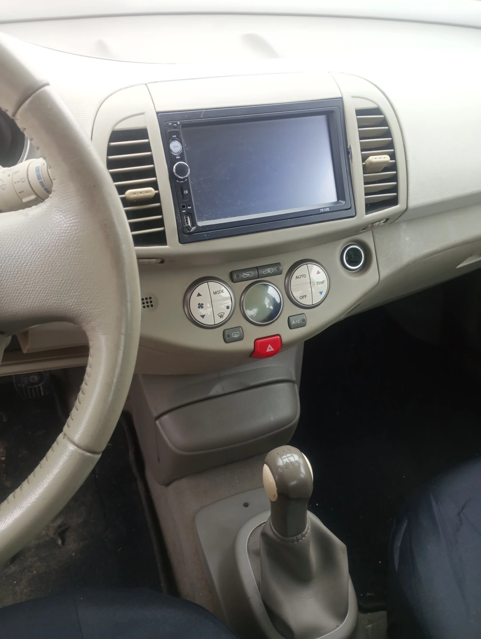 Nissan Micra, снимка 11 - Автомобили и джипове - 54228530