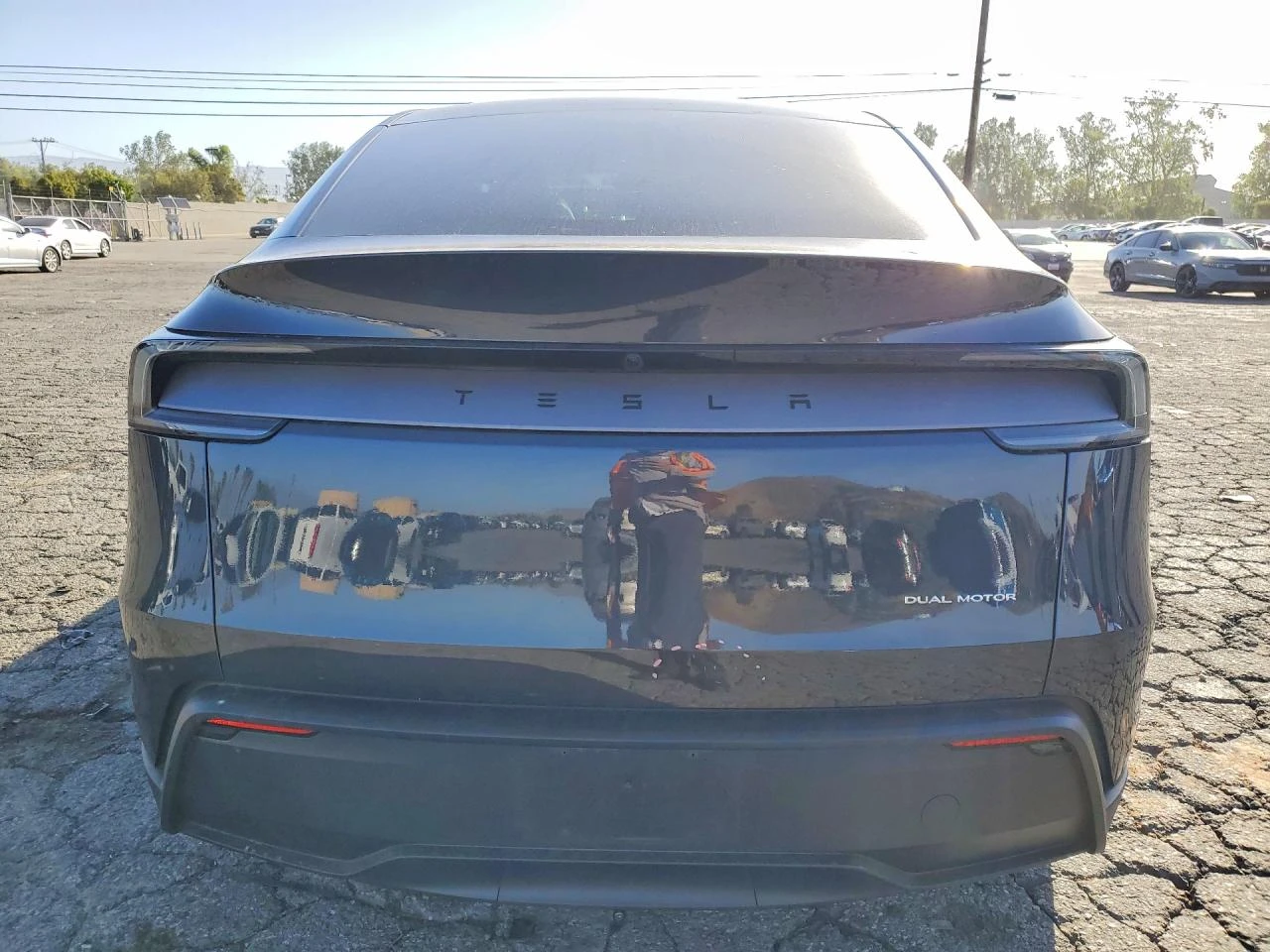 Tesla Model Y JUNIPER LONG RANGE DUAL MOTOR AWD FSD4* , снимка 6 - Автомобили и джипове - 54428273