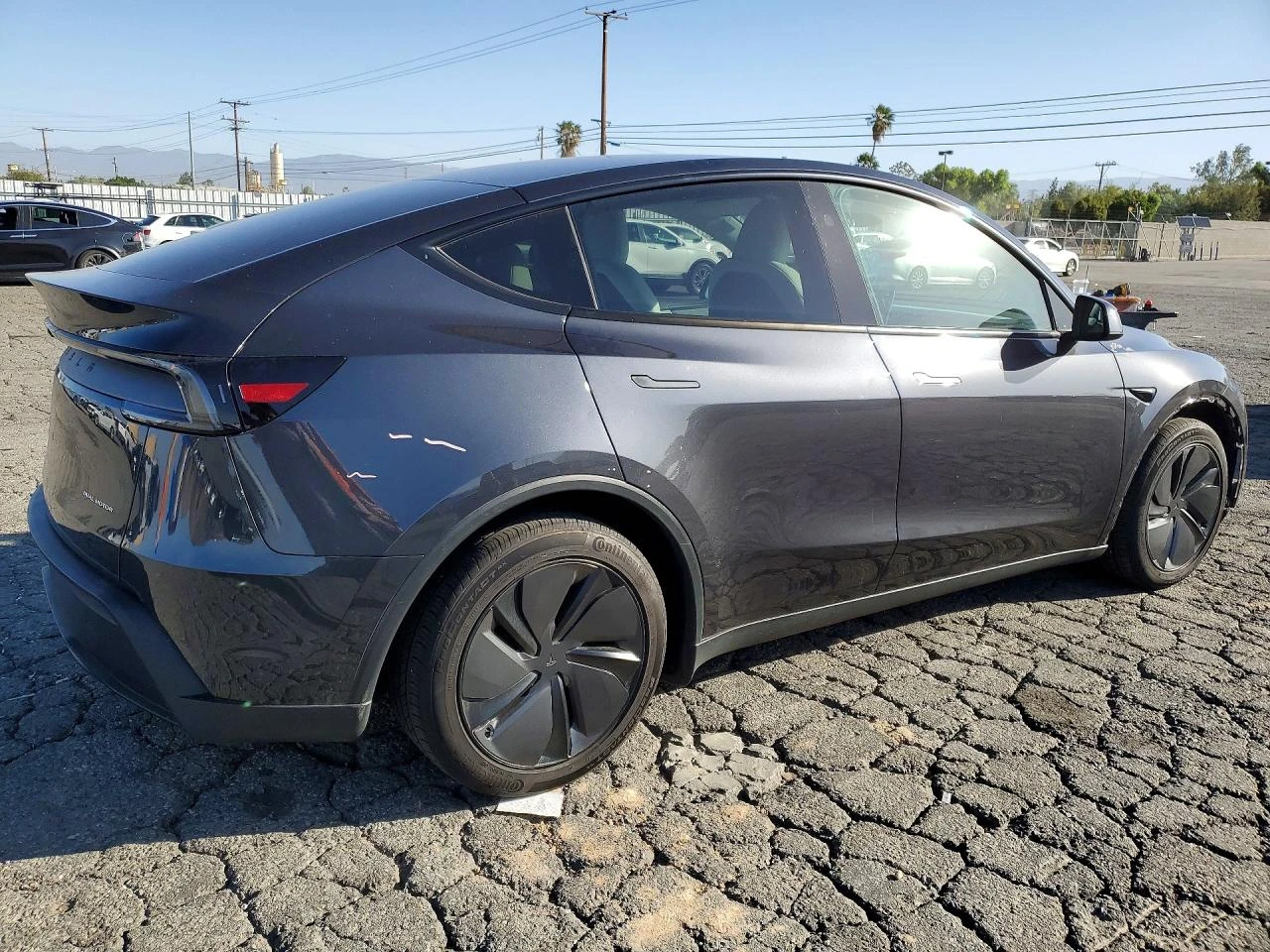 Tesla Model Y JUNIPER LONG RANGE DUAL MOTOR AWD FSD4* , снимка 4 - Автомобили и джипове - 54428273