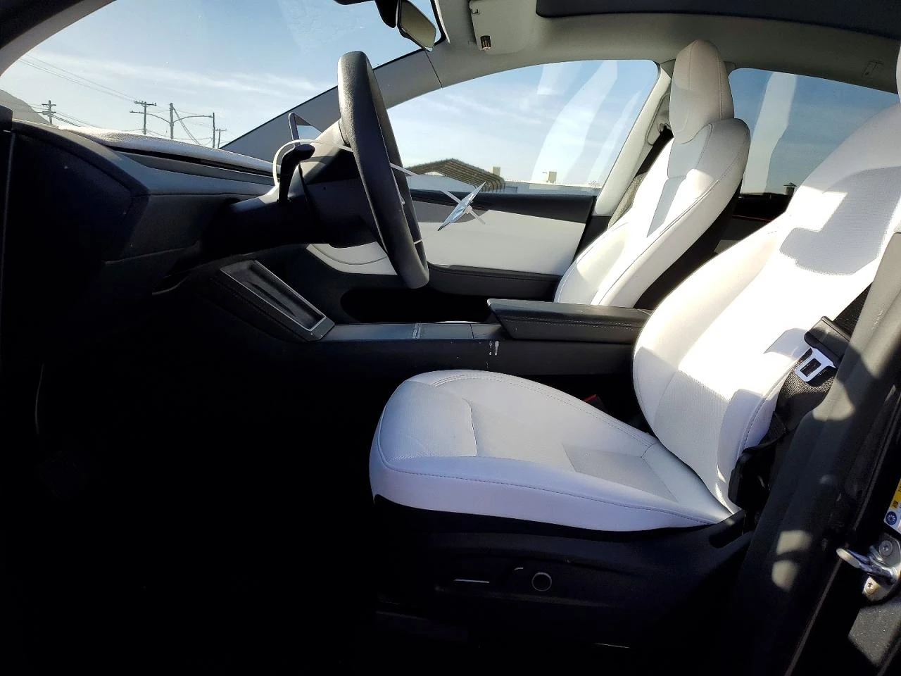 Tesla Model Y JUNIPER LONG RANGE DUAL MOTOR AWD FSD4* , снимка 7 - Автомобили и джипове - 54428273