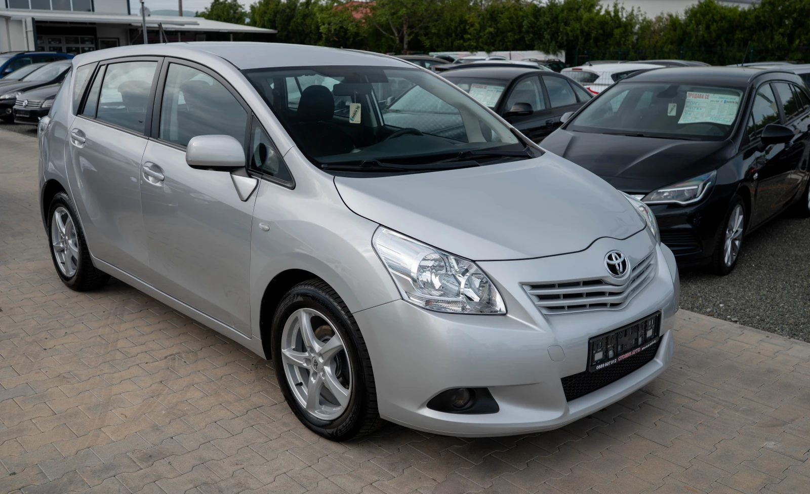 Toyota Verso 1.8* Бензин* 147кс, снимка 5 - Автомобили и джипове - 54458336