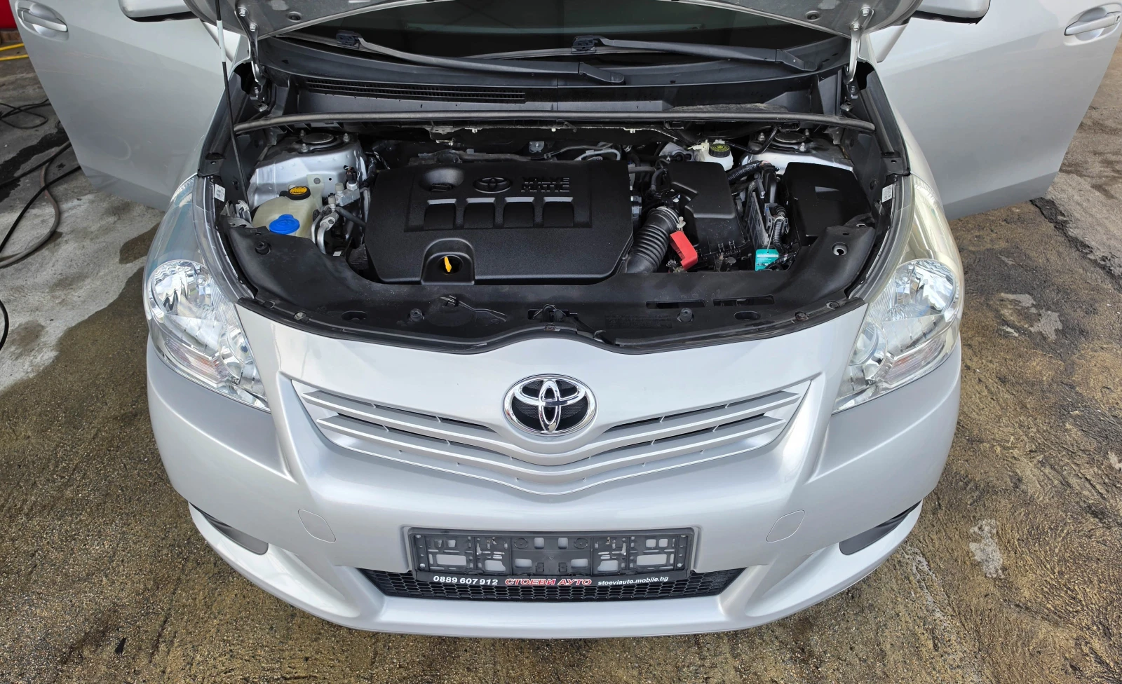 Toyota Verso 1.8* Бензин* 147кс, снимка 17 - Автомобили и джипове - 54458336
