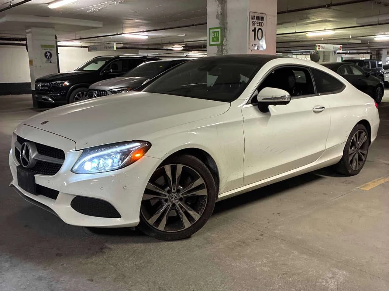 Mercedes-Benz C 300 * CARFAX * ОПЦИЯ ЗА ФИНАНСИРАНЕ , снимка 2 - Автомобили и джипове - 55303496