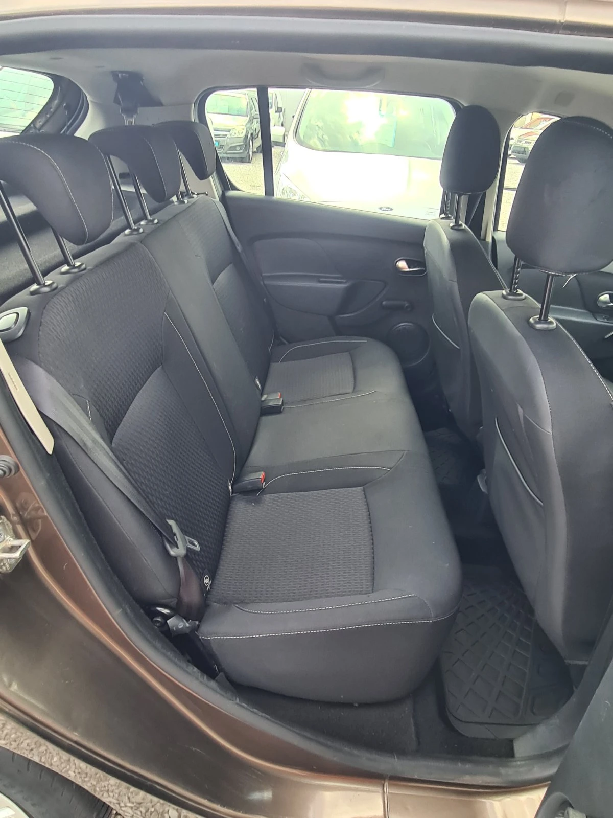 Dacia Sandero 1.0Turbo 90ks.Navi LED Euro 6D, снимка 6 - Автомобили и джипове - 55943618
