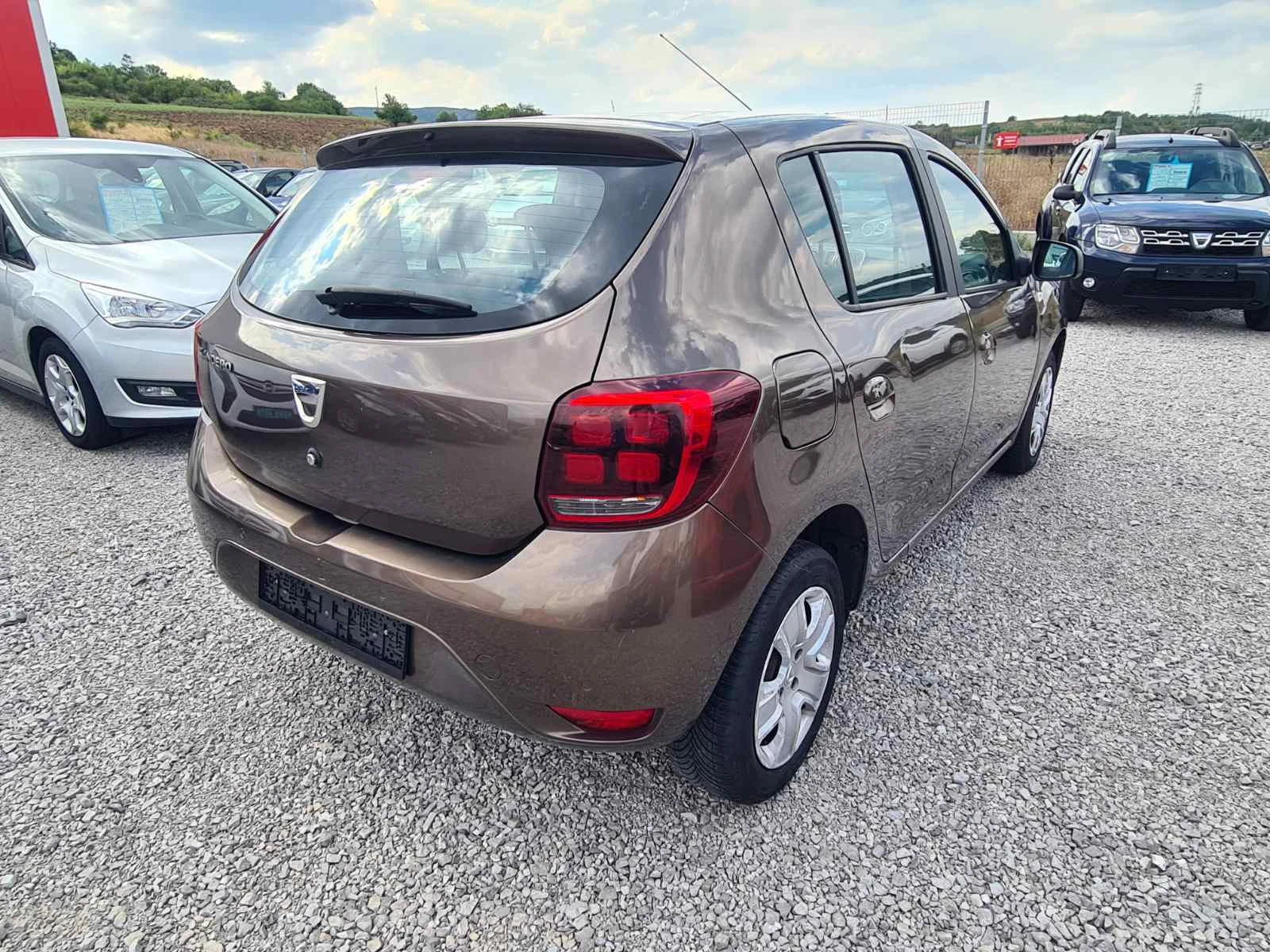 Dacia Sandero 1.0Turbo 90ks.Navi LED Euro 6D, снимка 10 - Автомобили и джипове - 55943618