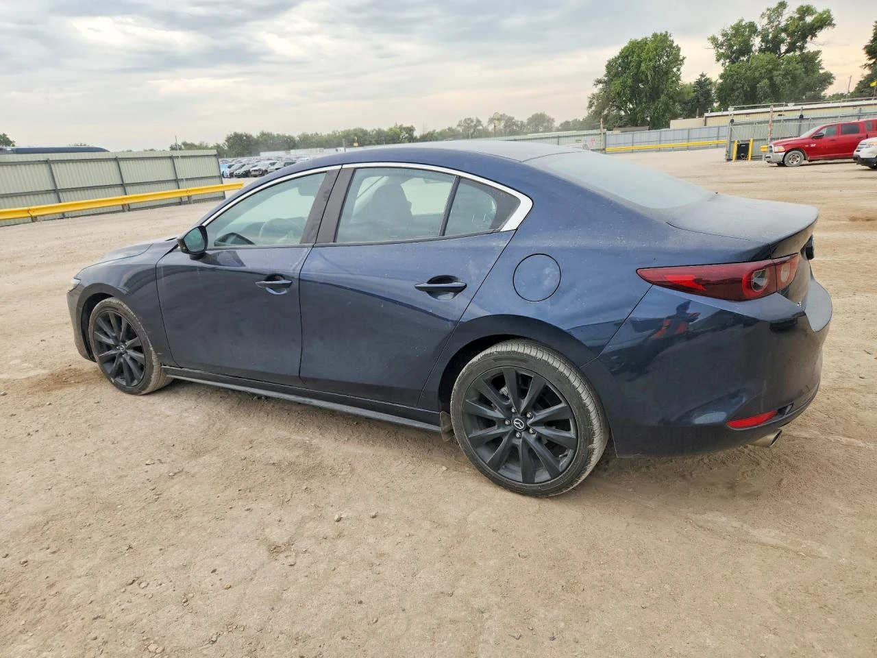 Mazda 3 2.5l Select Sport, снимка 2 - Автомобили и джипове - 56088442