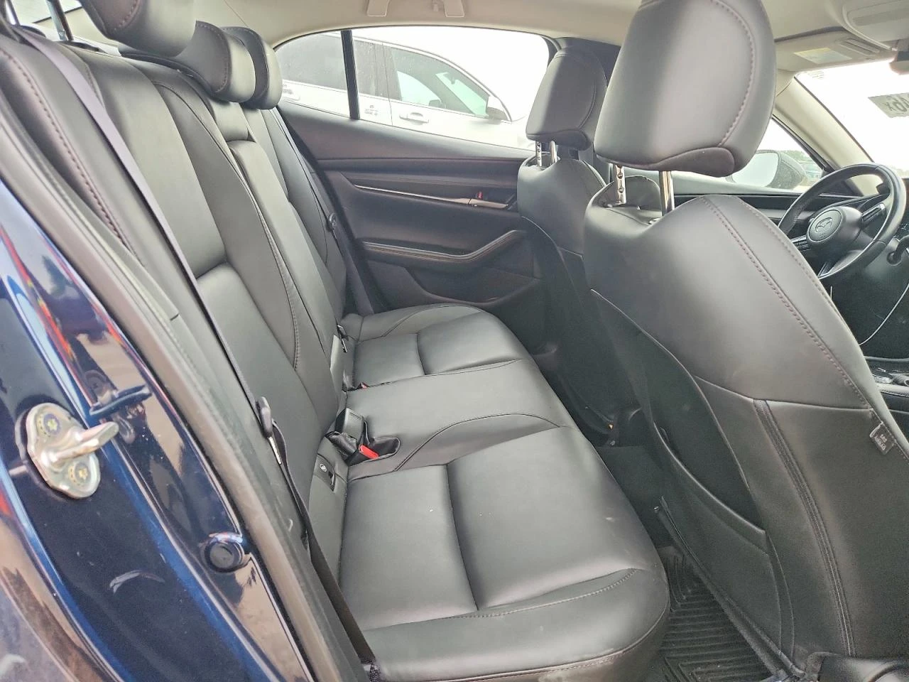 Mazda 3 2.5l Select Sport, снимка 10 - Автомобили и джипове - 56088442