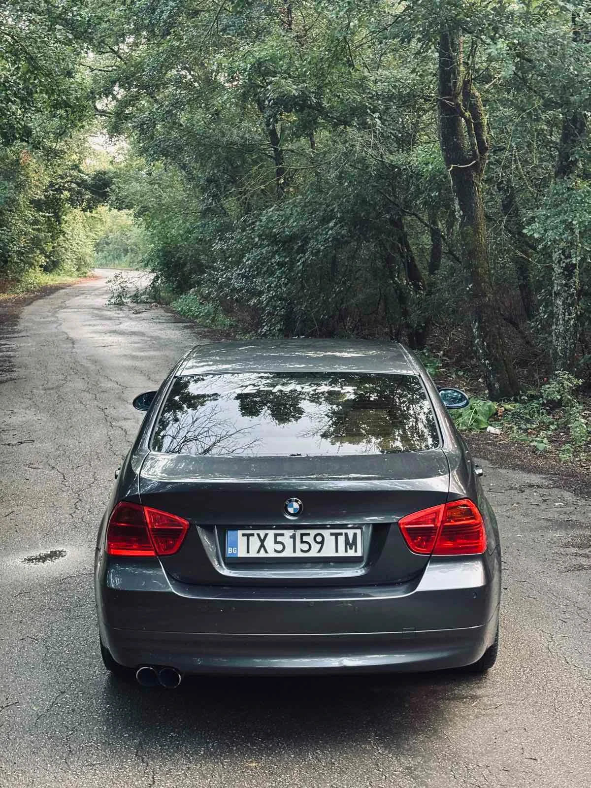 BMW 320, снимка 4 - Автомобили и джипове - 56300172