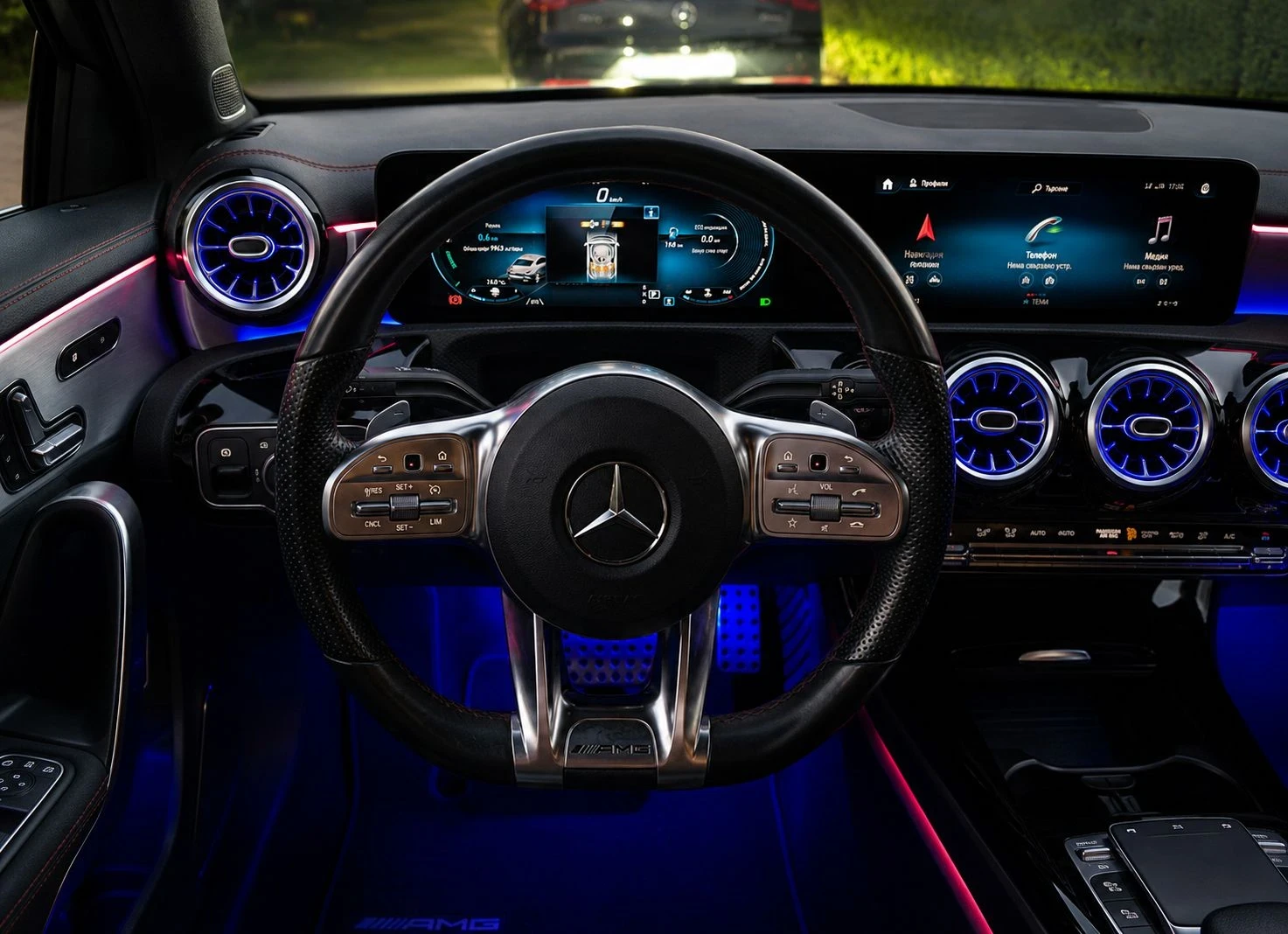 Mercedes-Benz CLA, снимка 15 - Автомобили и джипове - 56684710