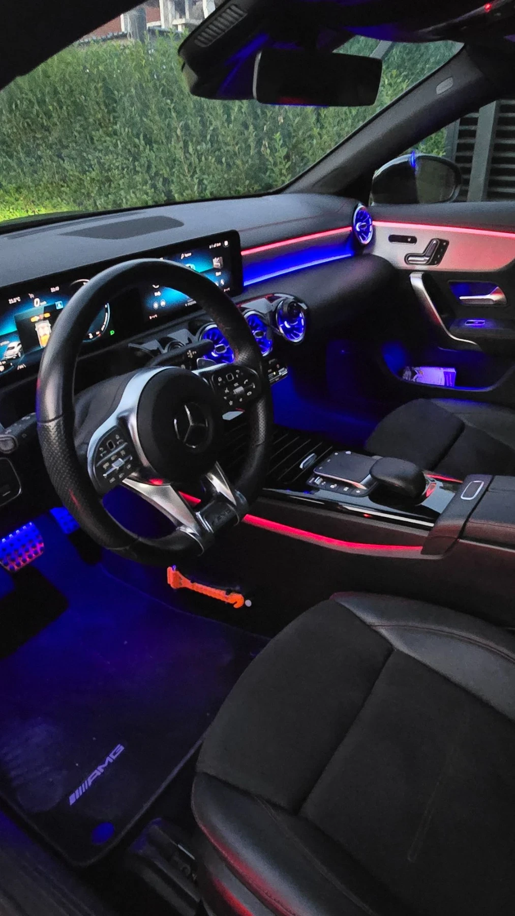 Mercedes-Benz CLA, снимка 14 - Автомобили и джипове - 56684710