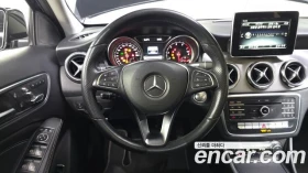 Mercedes-Benz GLA 220 | TOP SERVICE, снимка 14