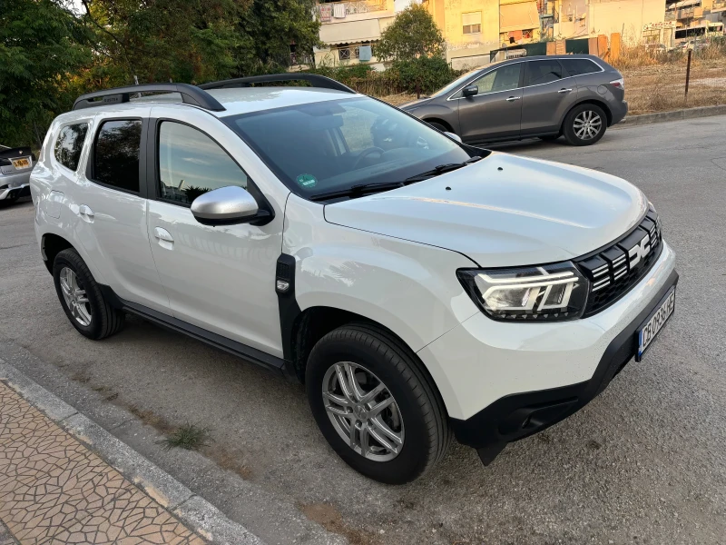 Dacia Duster, снимка 3 - Автомобили и джипове - 47831086