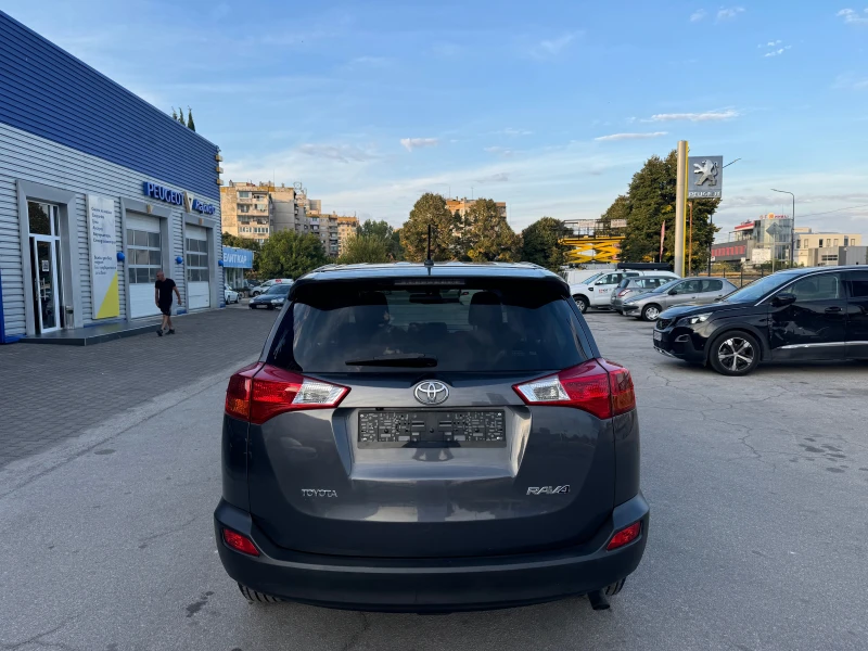 Toyota Rav4, снимка 4 - Автомобили и джипове - 47576703