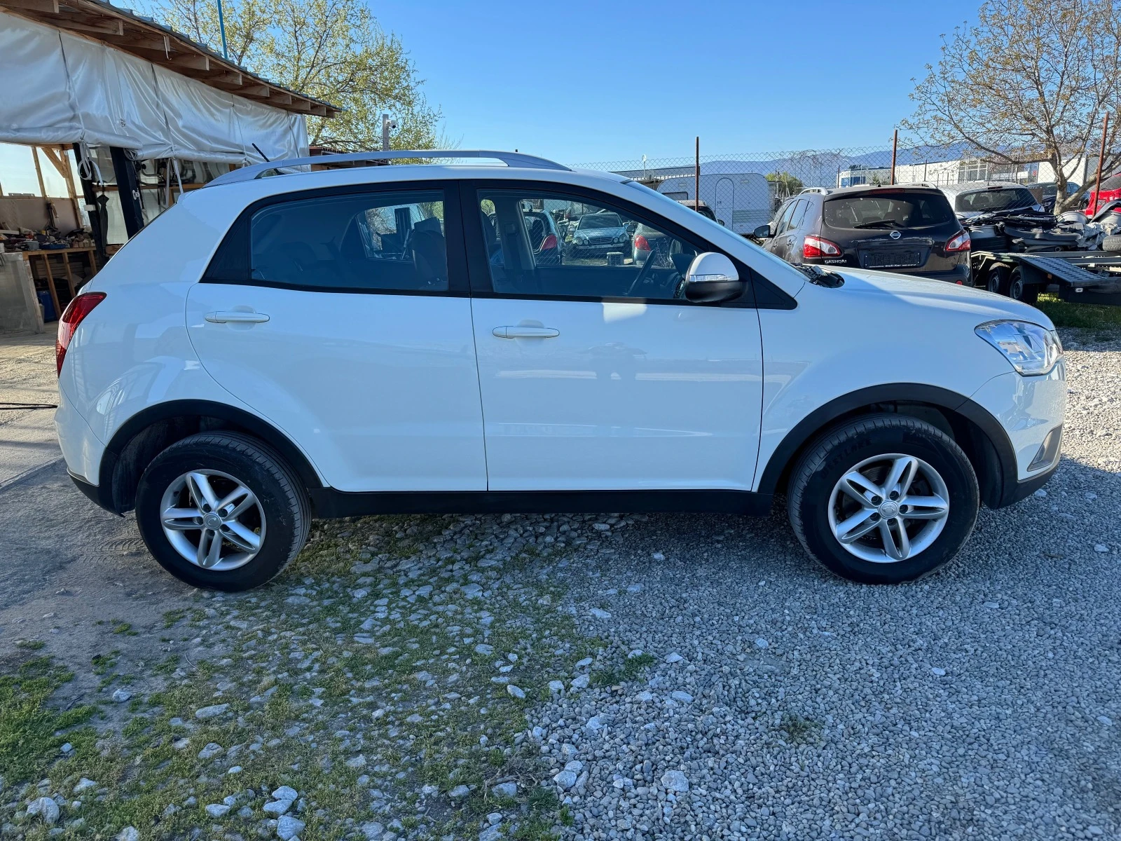 SsangYong Korando 2.0D - изображение 6