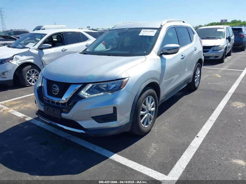 Nissan Rogue 2.5L I-4 DOHC, VVT, 170HP Front Wheel Drive - изображение 2