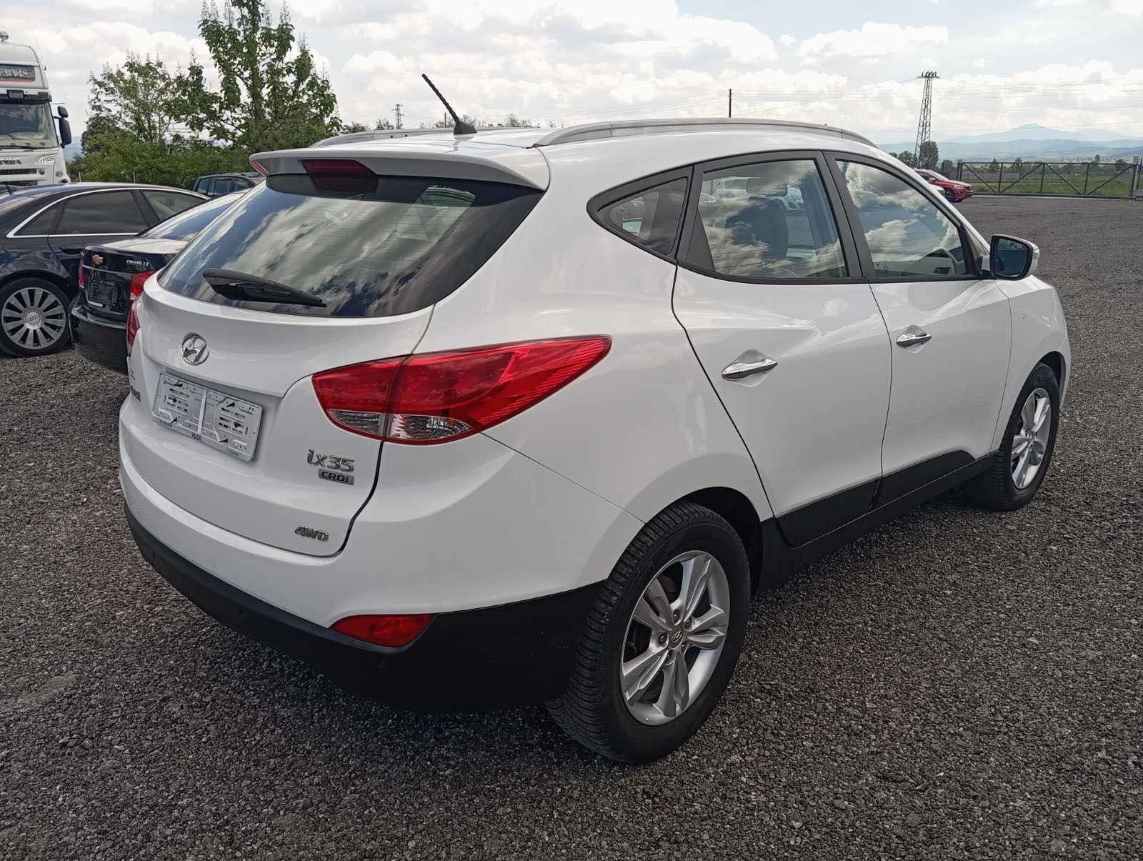 Hyundai IX35 2.0D 4x4 - изображение 5