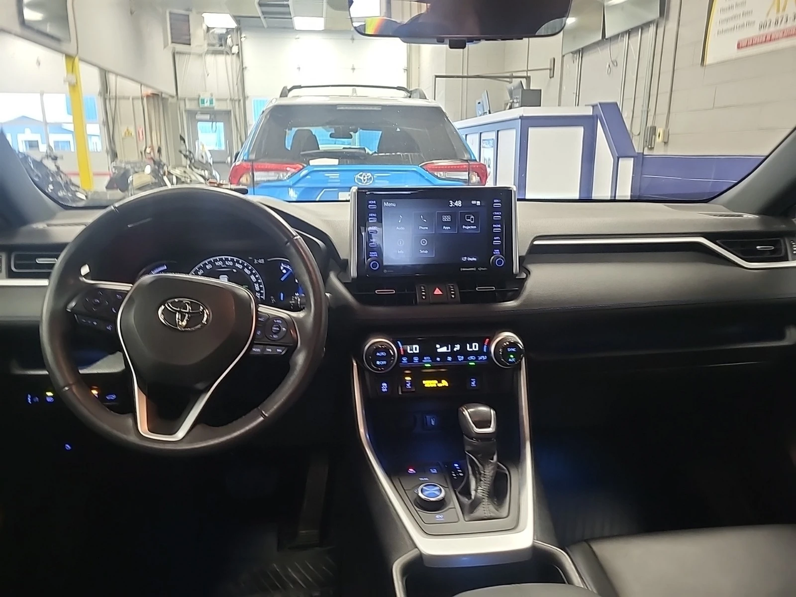 Toyota Rav4 HYBRID XSE * * CARFAX * * АВТО КРЕДИТ * *  - изображение 6