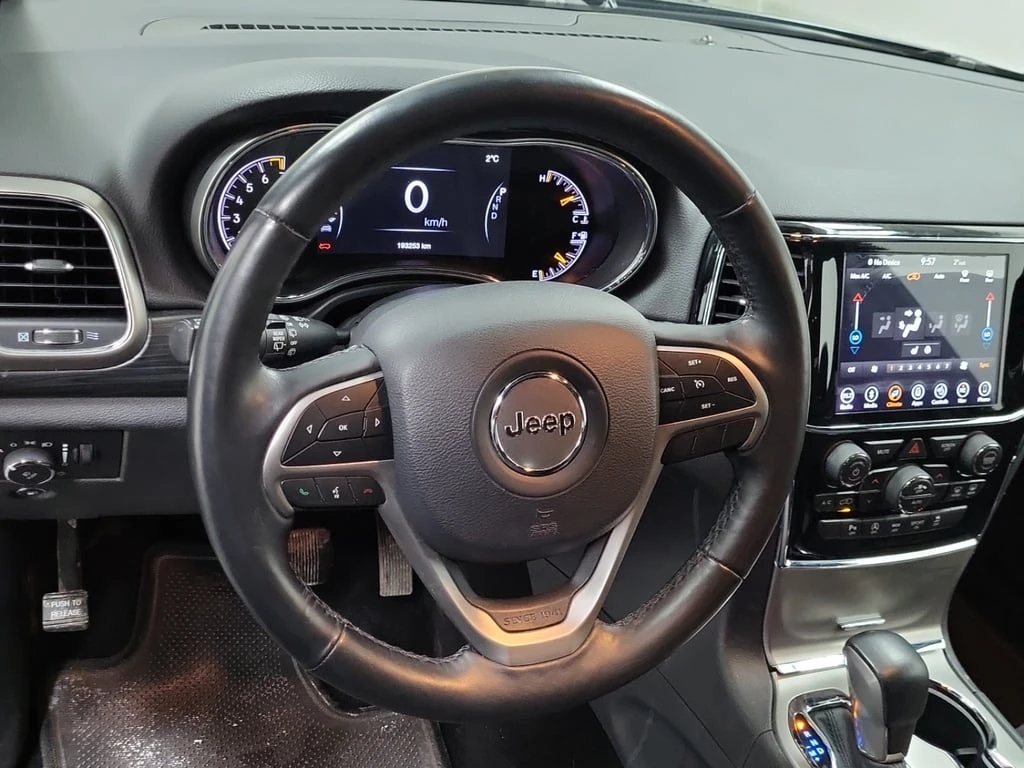 Jeep Grand cherokee * Laredo E * CARFAX * БЕЗ ПЪРВОНАЧАЛНА ВНОСКА - изображение 9