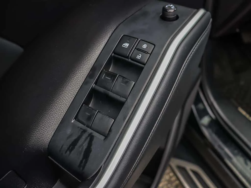 Toyota Highlander * XLE * CARFAX * ЦЕНА ДО БГ, снимка 8 - Автомобили и джипове - 53903720