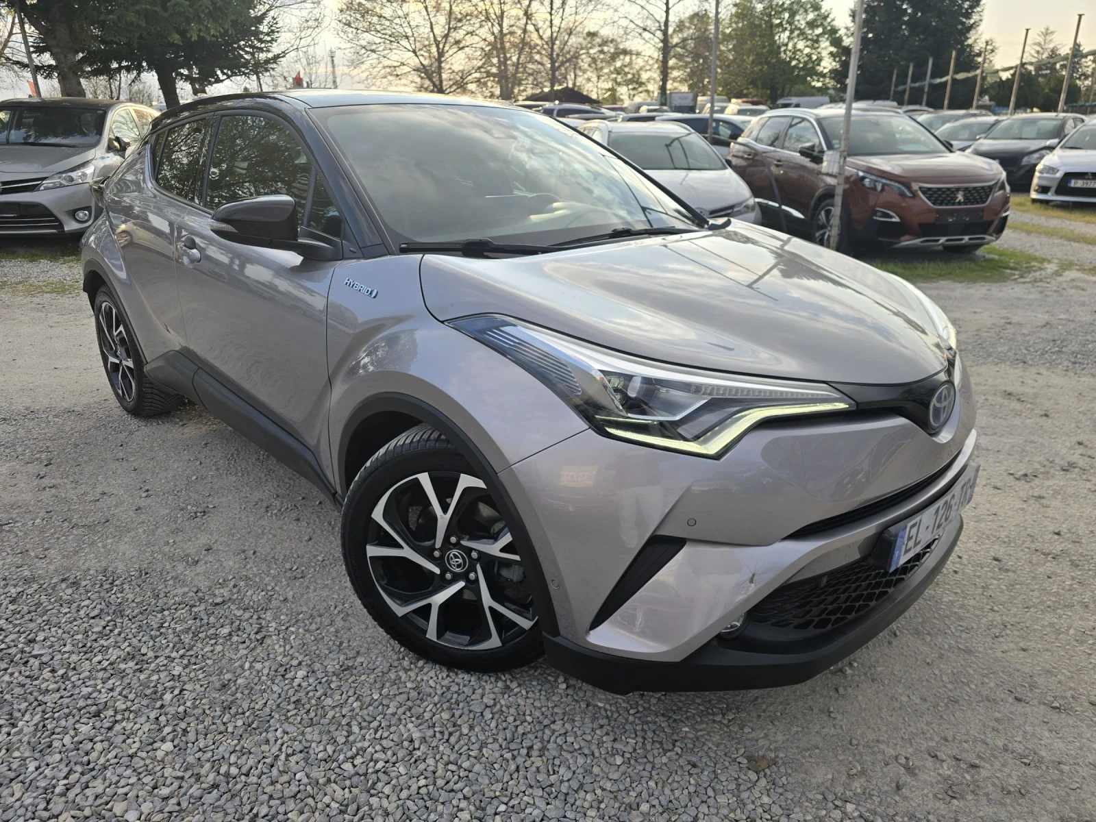 Toyota C-HR Graphic 1.8 HIBRID-122kc/KEYLESS/KAMERA/NAVI | Mobile.bg � ����������� 3