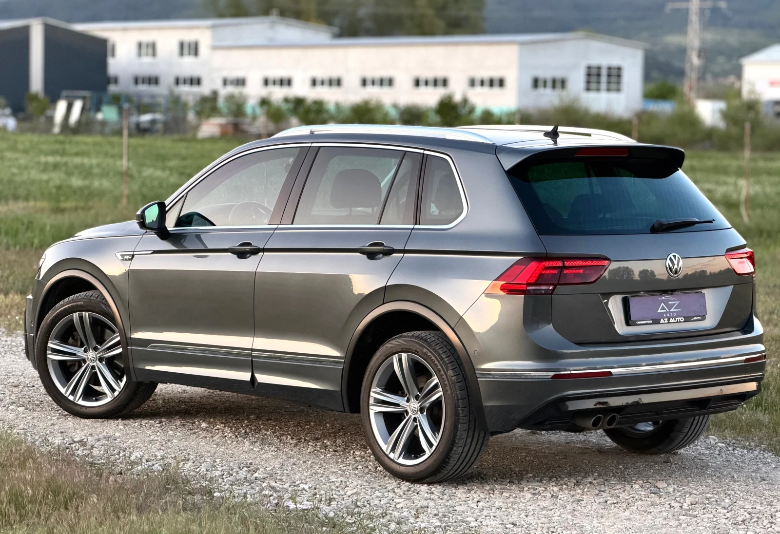 VW Tiguan 2.0TDI 190�� 4x4 R-Line/ Exclusive/ Dynaudio/ Full | Mobile.bg � ����������� 4