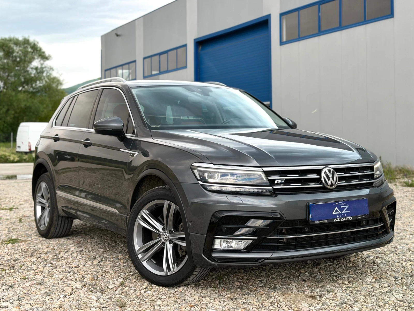 VW Tiguan 2.0TDI 190кс 4x4 R-Line/ Exclusive/ Dynaudio/ Full