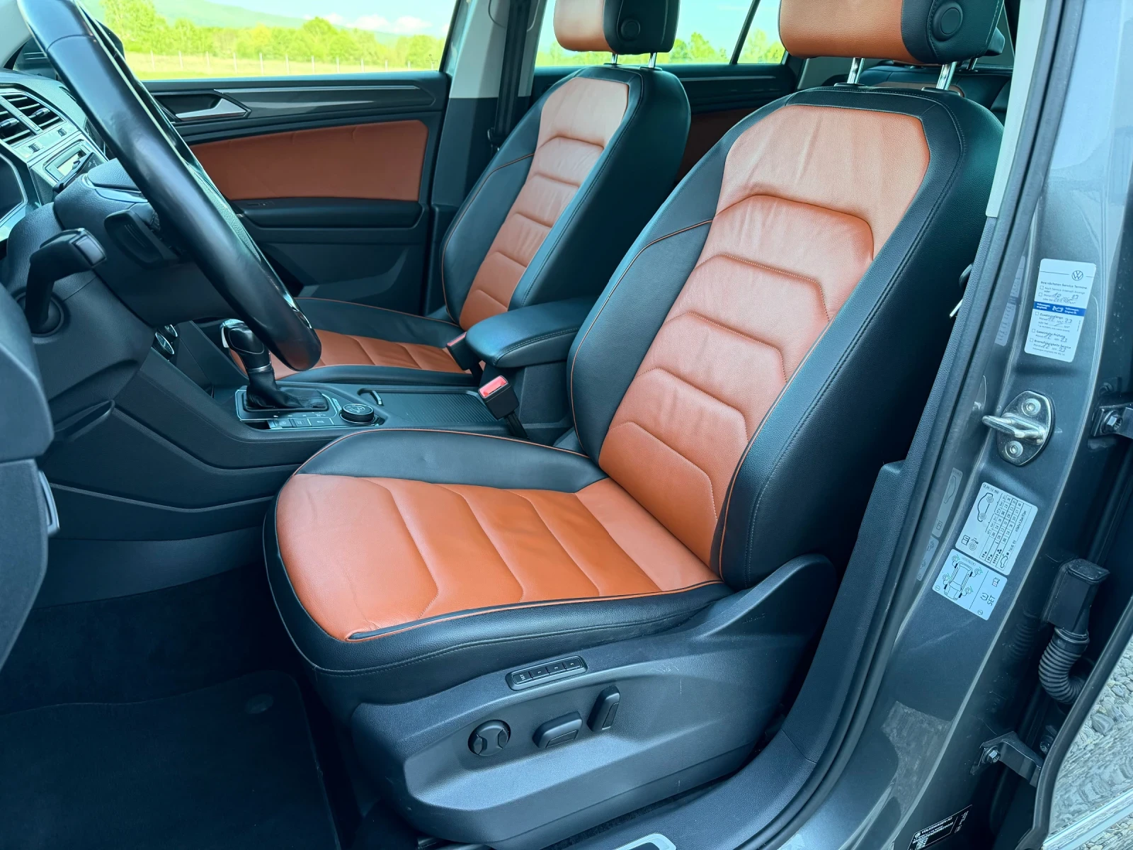 VW Tiguan 2.0TDI 190�� 4x4 R-Line/ Exclusive/ Dynaudio/ Full | Mobile.bg � ����������� 11
