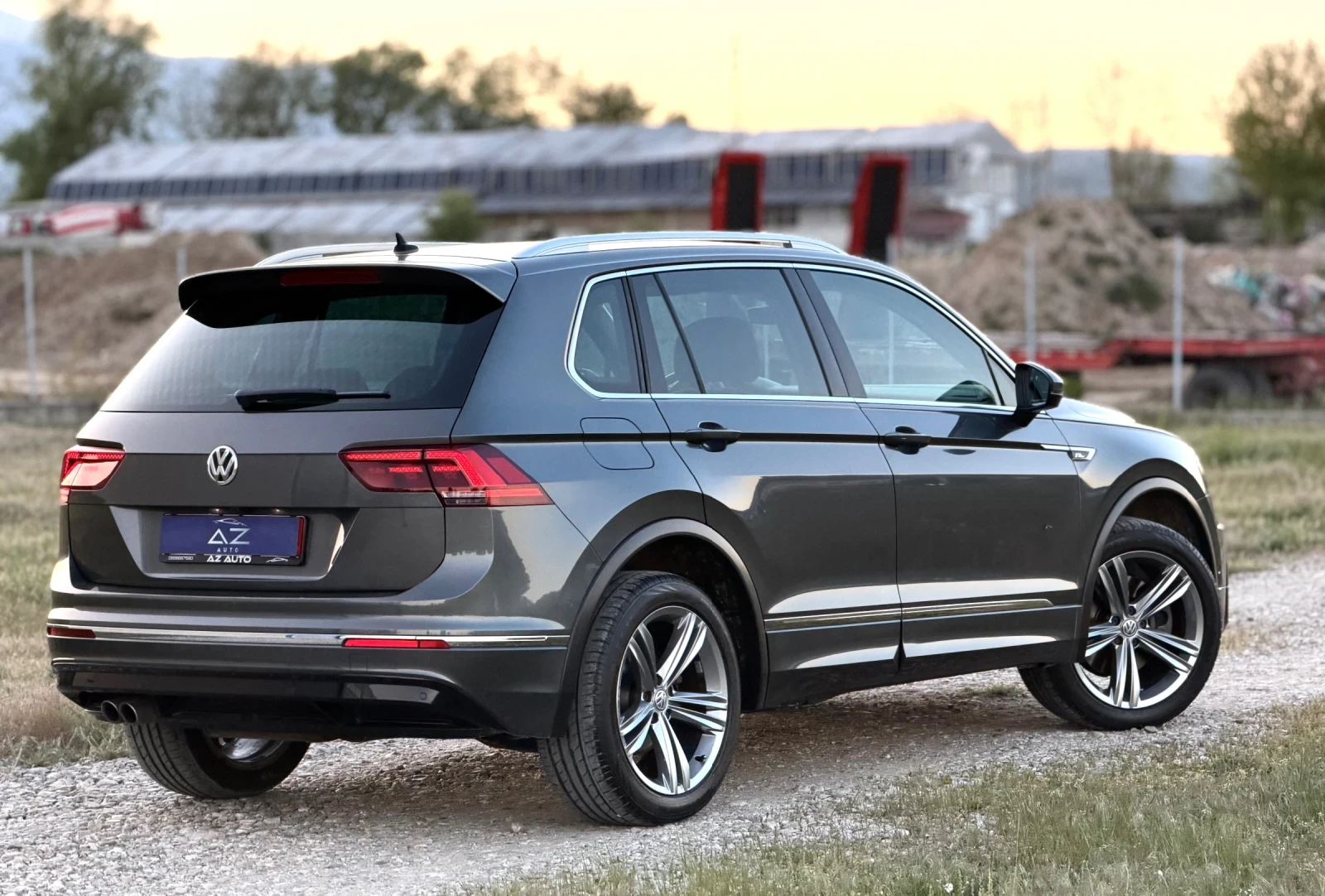 VW Tiguan 2.0TDI 190�� 4x4 R-Line/ Exclusive/ Dynaudio/ Full | Mobile.bg � ����������� 6