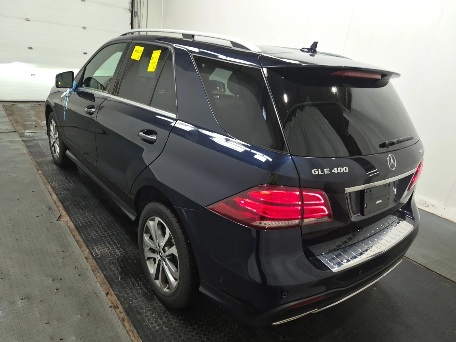 Mercedes-Benz GLE 400 AMG Line* Harman Kardon * 360 * , снимка 4 - Автомобили и джипове - 54774302