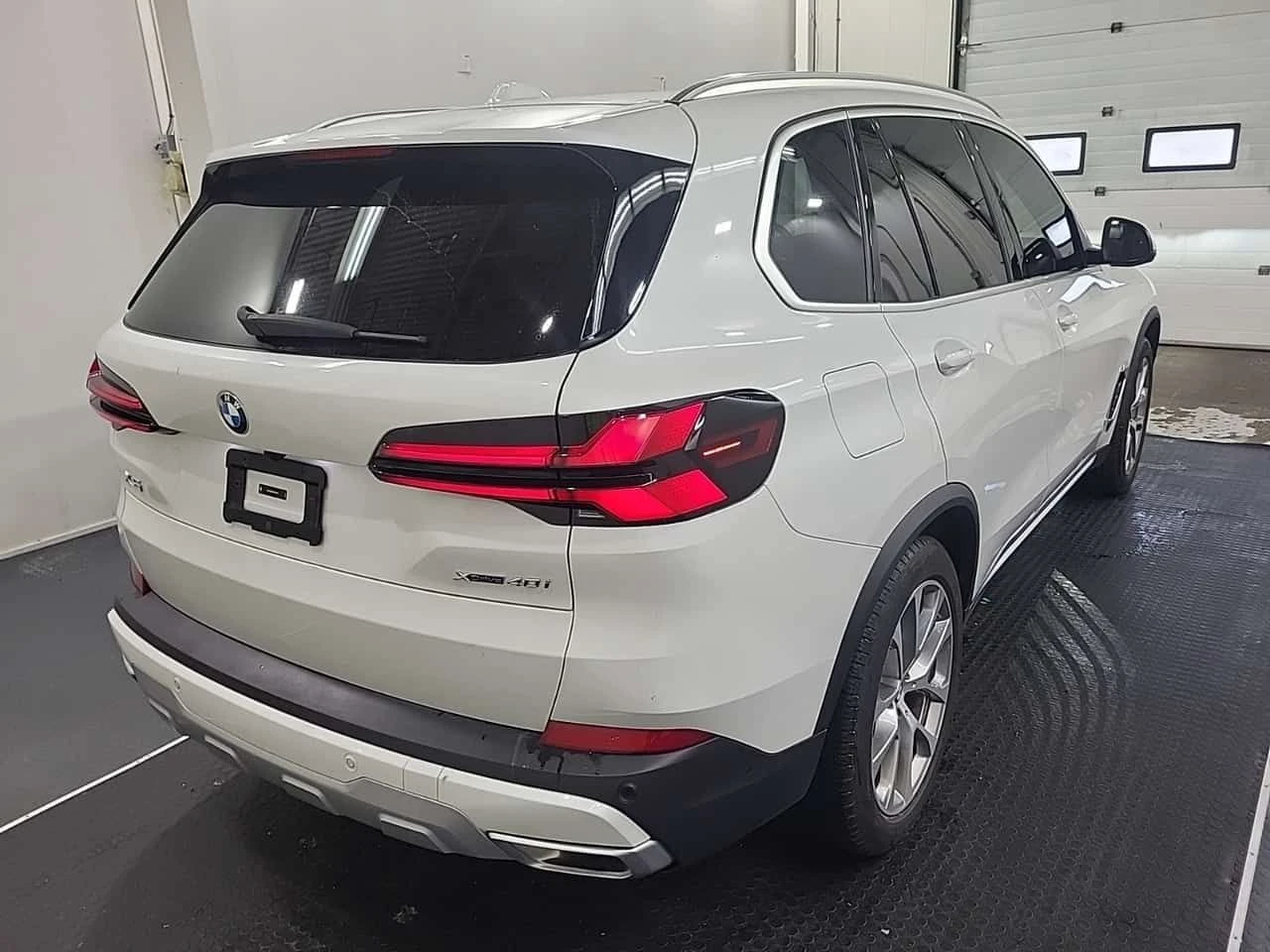 BMW X5 * XDRIVE40I * CARFAX * БЕЗ ПЪРВОНАЧАЛНА ВНОСКА, снимка 3 - Автомобили и джипове - 54780533