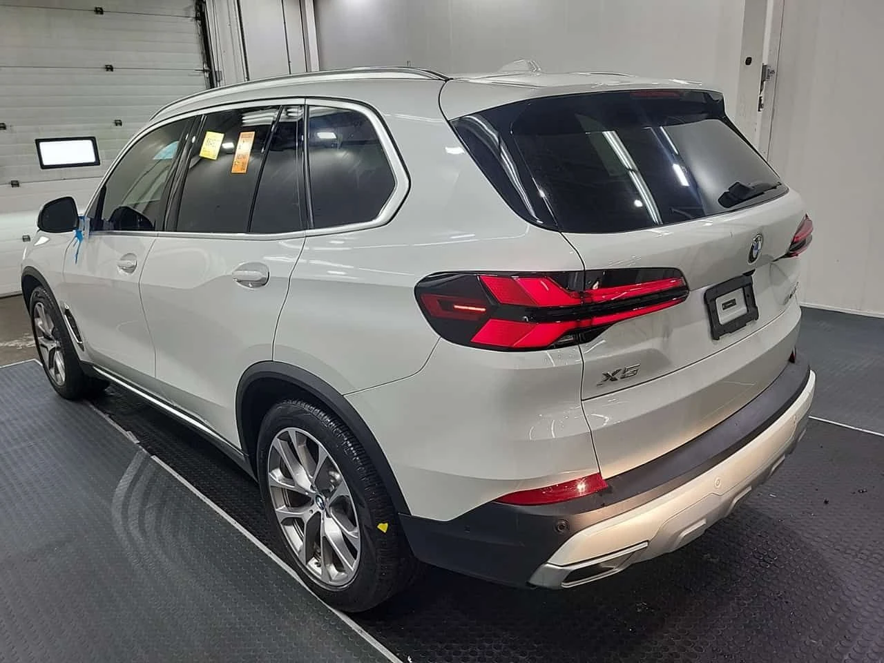 BMW X5 * XDRIVE40I * CARFAX * БЕЗ ПЪРВОНАЧАЛНА ВНОСКА, снимка 4 - Автомобили и джипове - 54780533