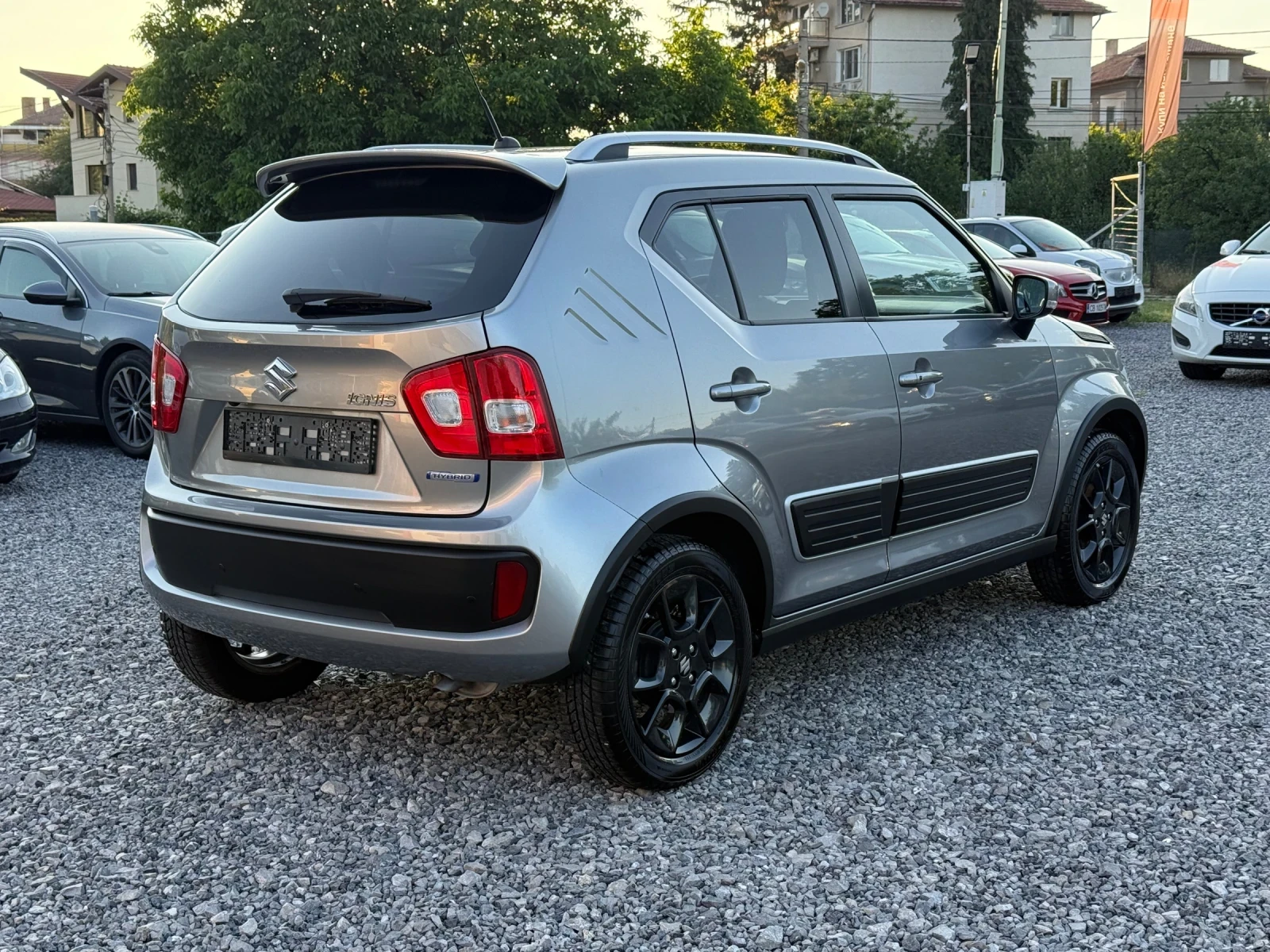 Suzuki Ignis GLX 1.2i (90 кс)Hybrid/69 000km/Carplay/Camera/LED, снимка 5 - Автомобили и джипове - 55193310
