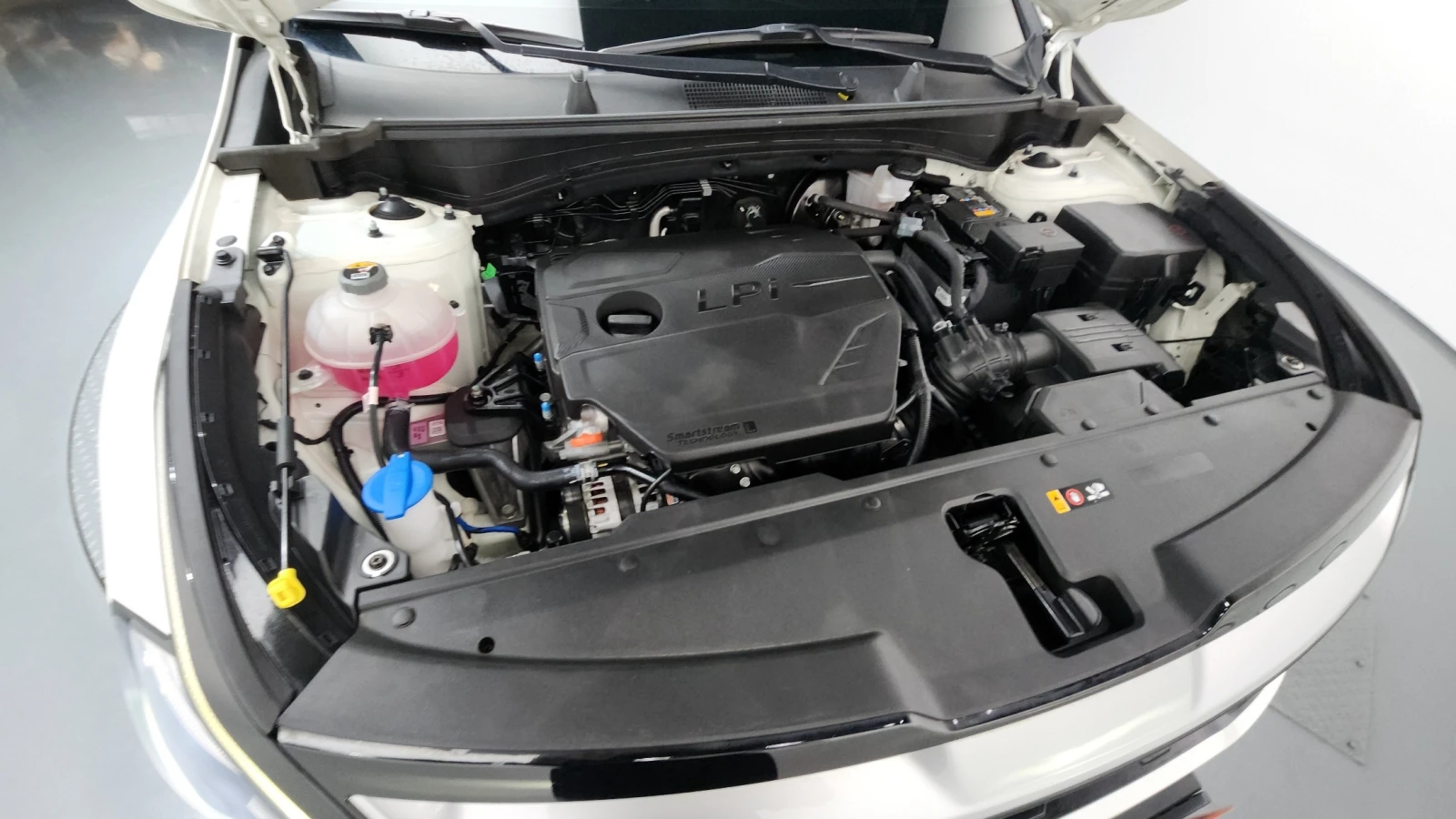 Kia Sportage ФАБРИЧНА ГАЗ* PRESTIGE* , снимка 3 - Автомобили и джипове - 55232675