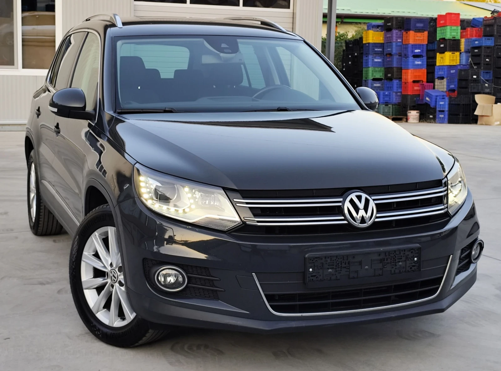 VW Tiguan 2.0TDI-LED-BI-XENON-NAVI-������-F-1-�����-EURO-6 | Mobile.bg � ����������� 2