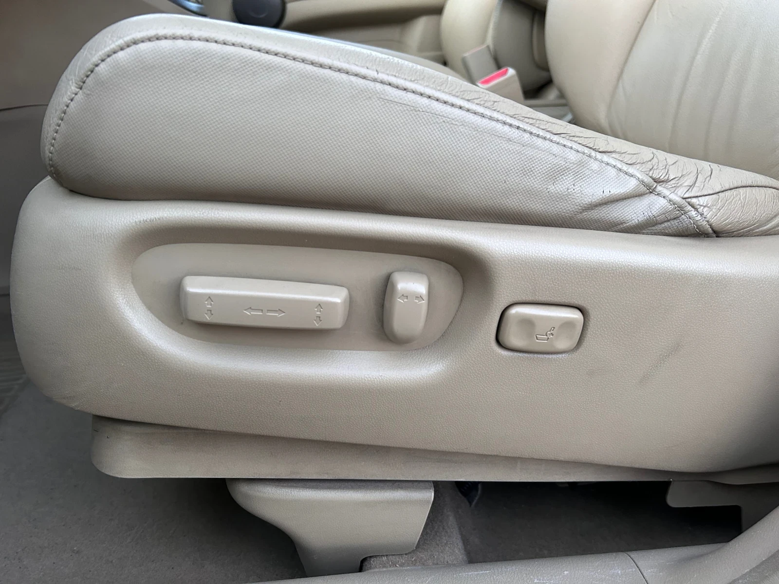 Honda Cr-v 2.2D КОЖА// ПАНОРАМА// XENON// 6ск, снимка 13 - Автомобили и джипове - 55971619