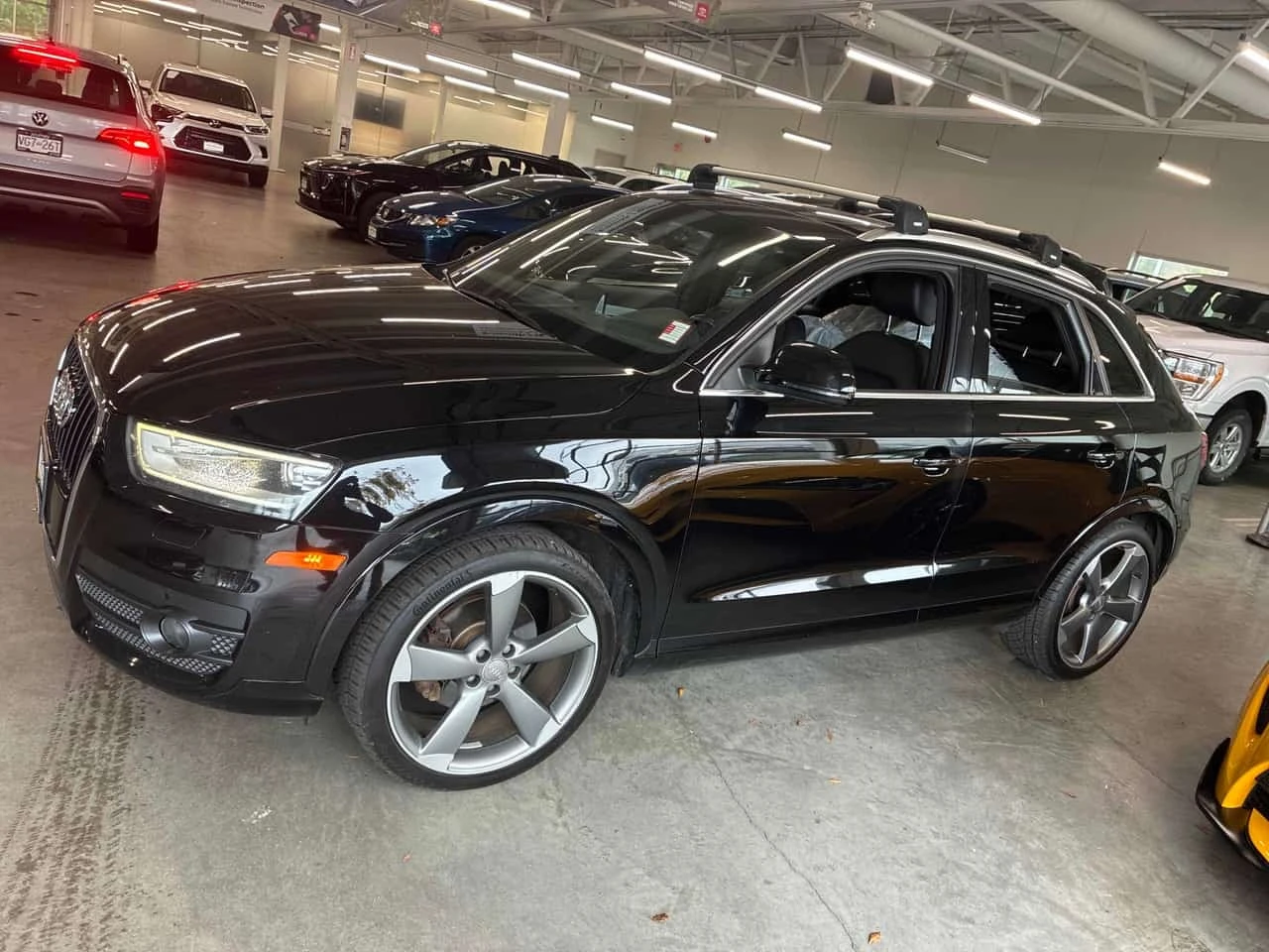 Audi Q3 * Technik * CARFAX * ОПЦИЯ ЗА ФИНАНСИРАНЕ * , снимка 2 - Автомобили и джипове - 56279157