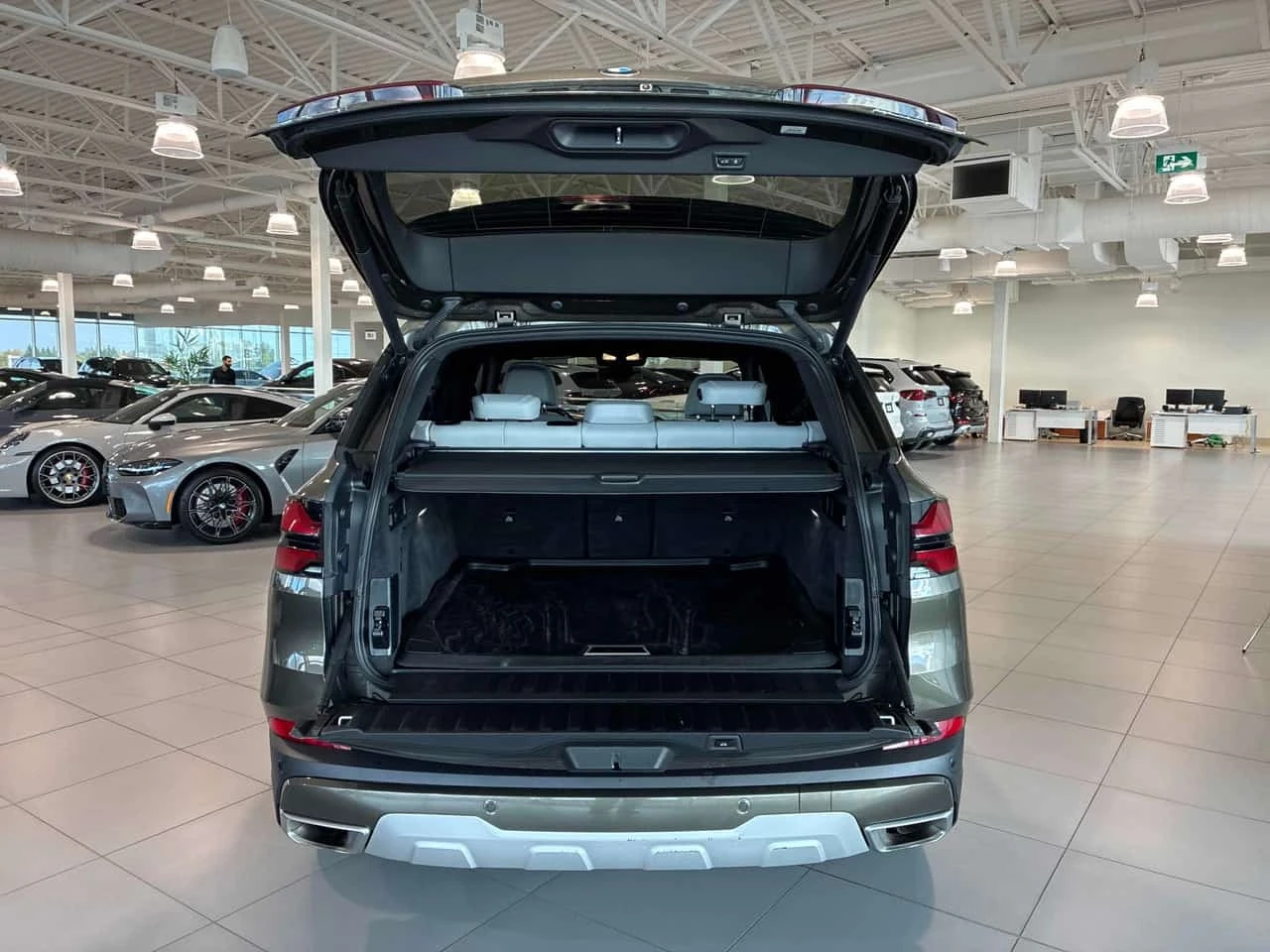 BMW X5 xDrive40i | �� ���������������� �� BMW | Mobile.bg � ����������� 13