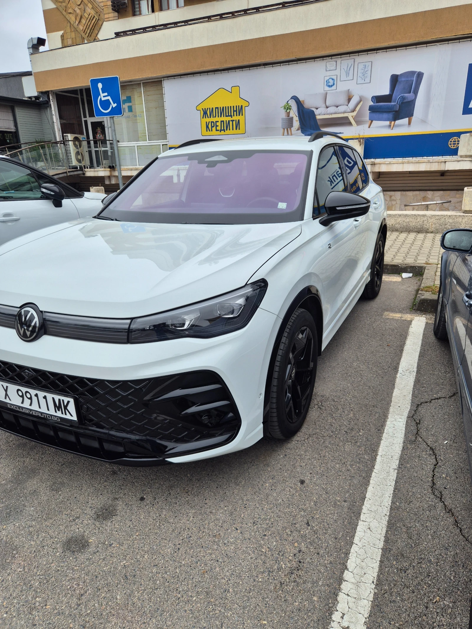 VW Tiguan 2.0tdi R line, IQ light, Black paket