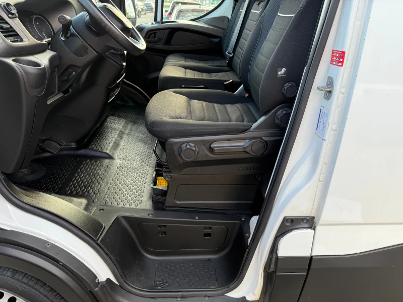 Iveco Daily 35S16, снимка 8 - Бусове и автобуси - 50504656